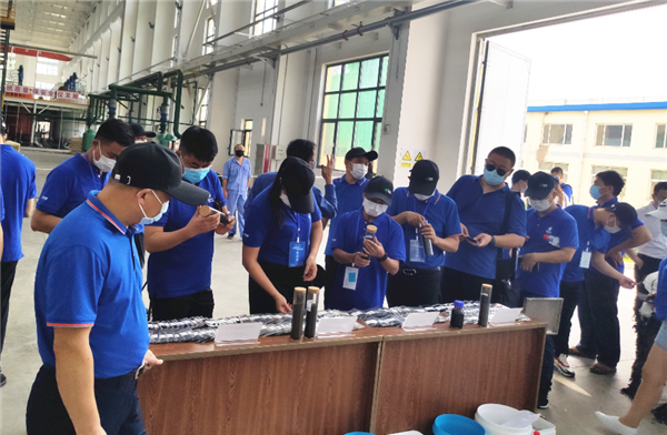 论道百倍邦 智瞰新未来-肥料大鳄新洋丰核心客户团云顶yd222线路检测中心生物考察行